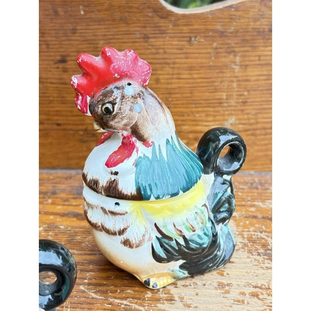 Rooster & Hen Chicken Salt Pepper/Sugar Creamer Folk Art Farmhouse  Japan